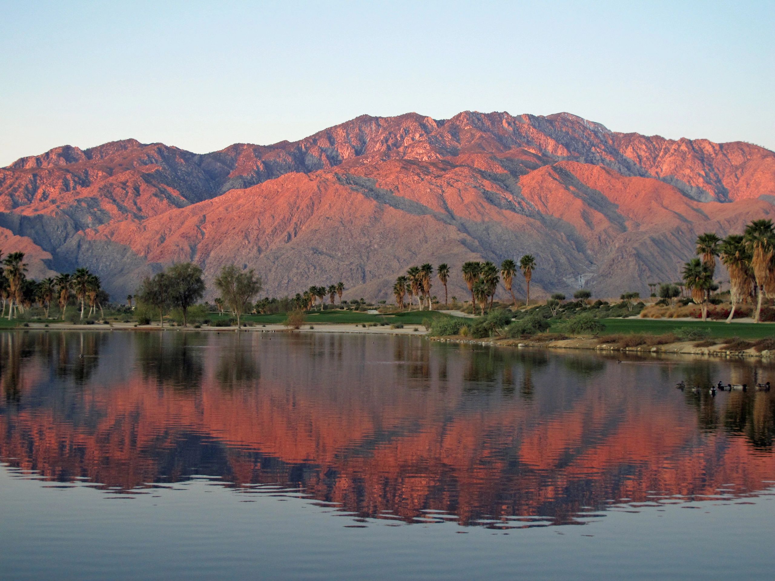 Mountain landscape for Hatta tour inspiration
